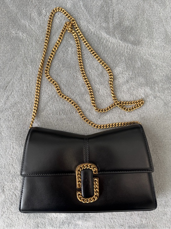 Marc Jacobs Handbags - Marc Jacobs Black Leather The Glam Shot Shoulder Bag Gold Chain